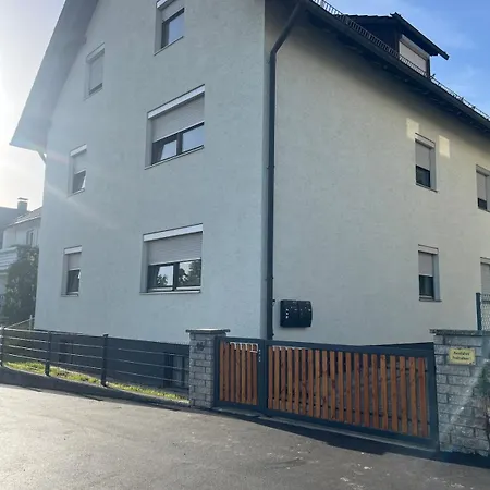 Mit Parkplatz & Viel Platz 公寓